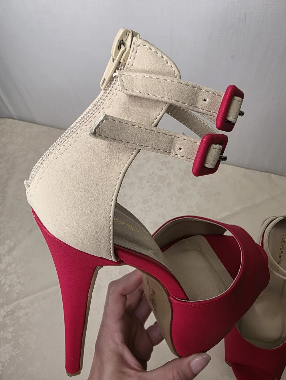 Shoe Republic LA Red & Beige Colorblock Platform Stiletto Heels Sz 7.5 NEW
